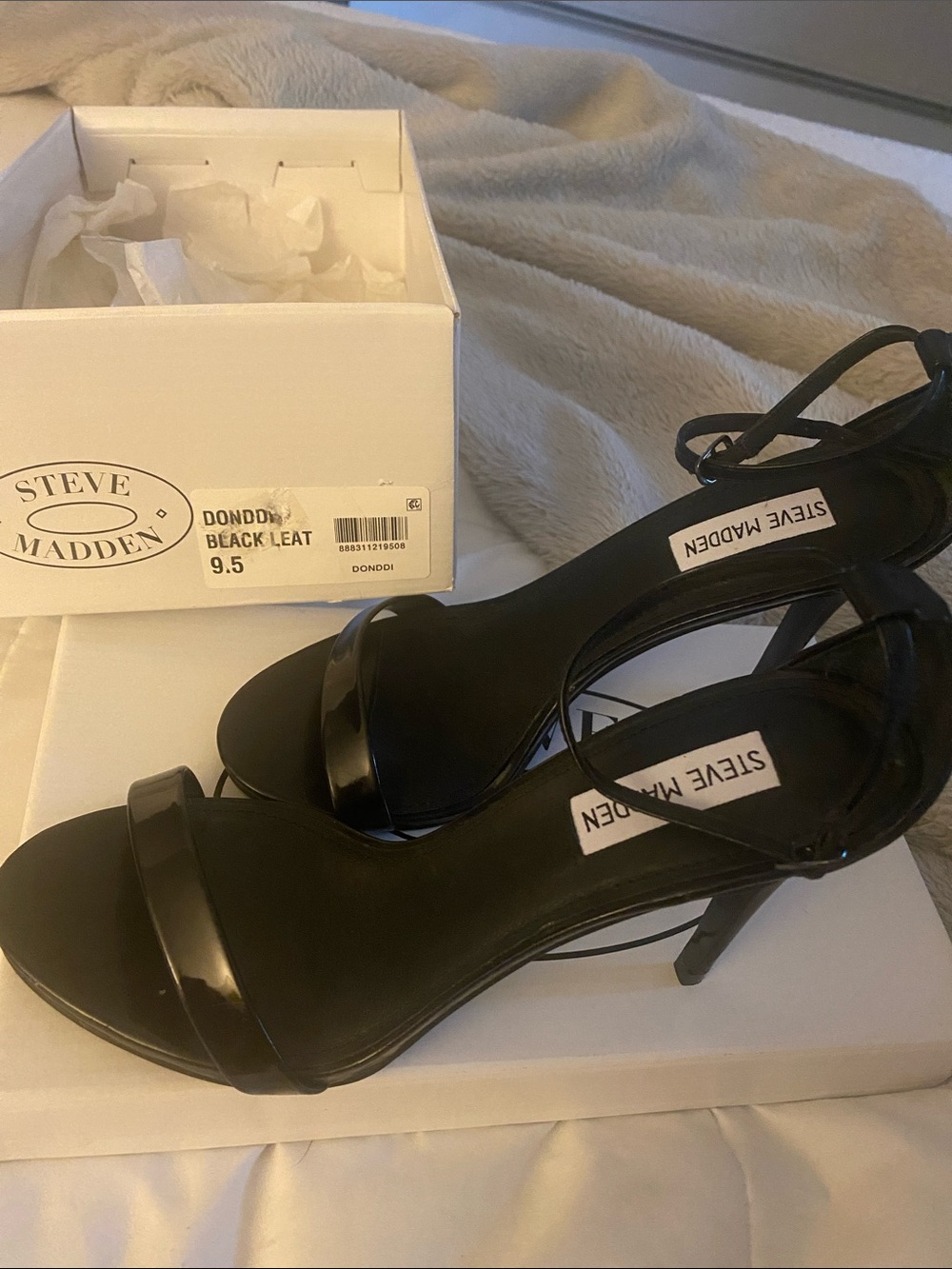 Steve Madden black leather heels